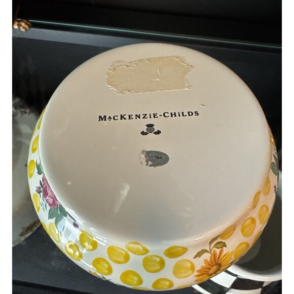 MACKENZIE-CHILDS BUTTERCUP BATHING HUT ENAMEL SQUASH POT WOWSA - Picture 3 of 6